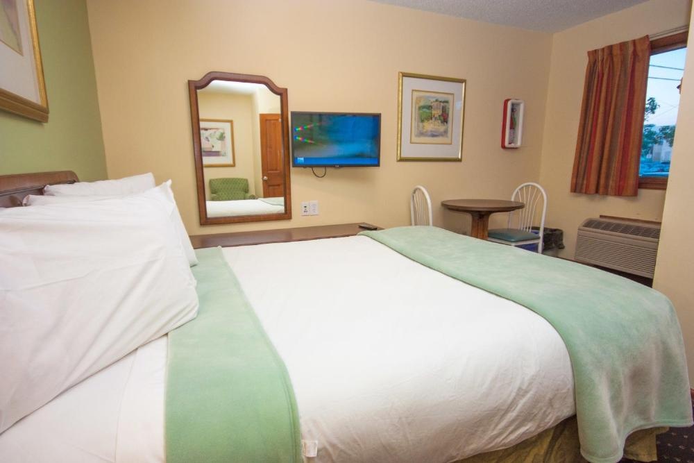 Room image 5